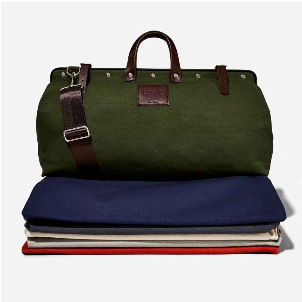 Weekender - Picture 2 of 8